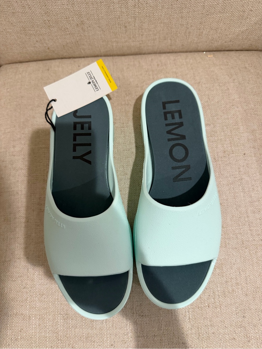 Women's Mint Slide Sandals